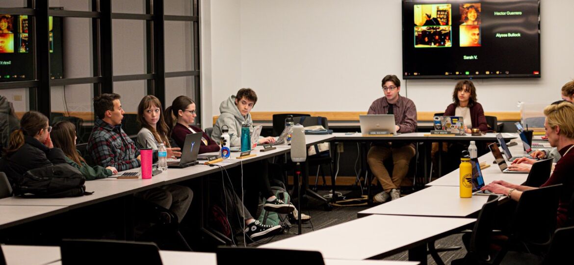 CUSG Legislative Council meets for their weekly meeting. (Photo by Nathan Thompson/The Bold).
